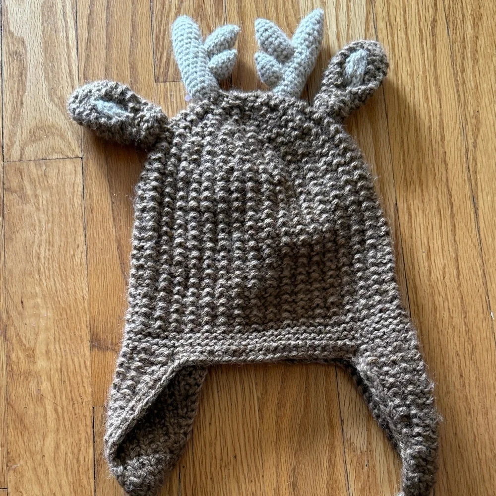 Andes Gifts sz 4-6 acrylic/alpaca Crocheted Deer Earflap Hat Antlers brown